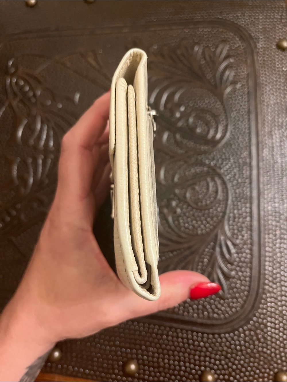 Louis Vuitton Cream Epi Leather Small Wallet with Silver-Tone Lock - Picture 5 of 16